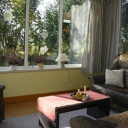 Haus-storchennest Struxdorf